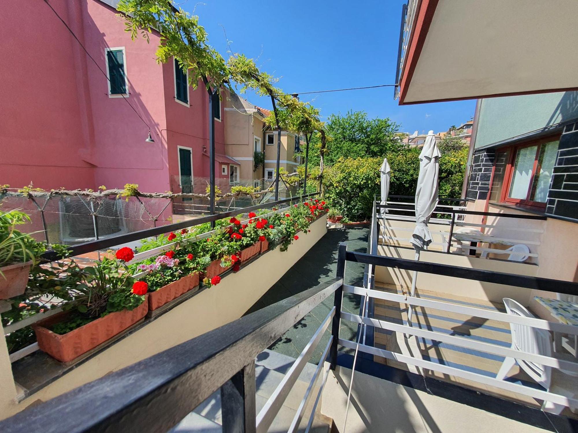 Residence Olivotti Finale Ligure Kültér fotó